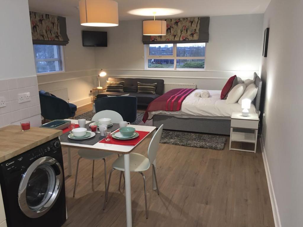 Hugh O'Neill Ambassador Suite Dungannon Buitenkant foto